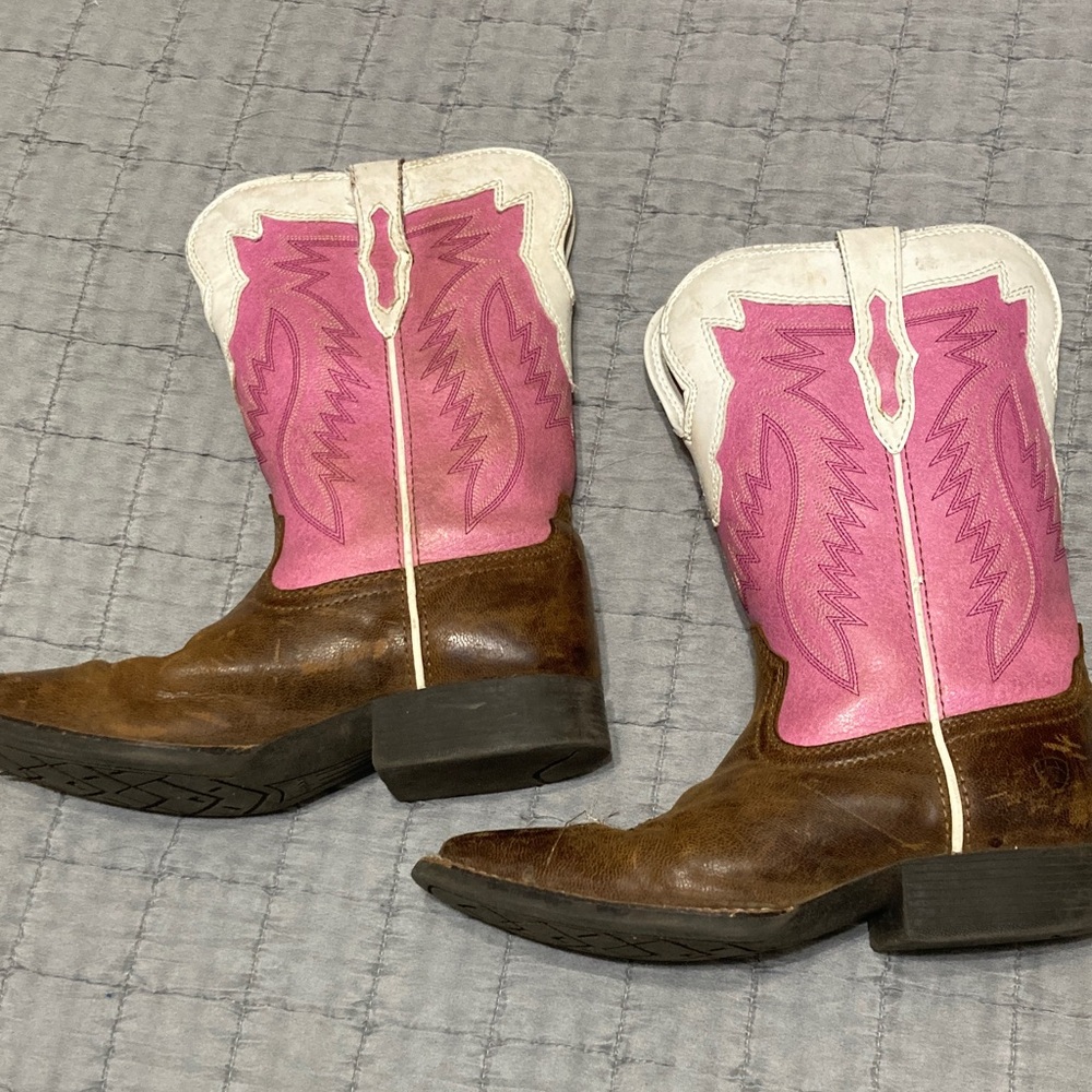 Ariat Kids Boots Pink and Brown